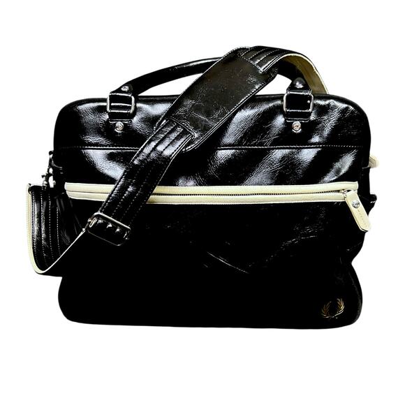 Men's Fred Perry Black & Cream Retro Shoulder Bag with Strap - Picture 1 of 12